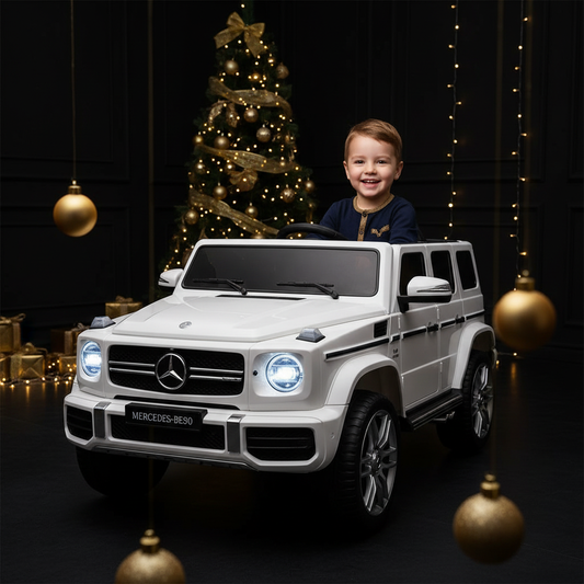 Mercedes G500 Christmas Lifestyle